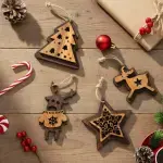 Olive Wood Christmas Ornaments: 2 Deer, Tree & Star - Image 10