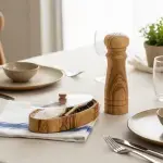 Olive Wood Salt Cellar with Plexiglass Lid - Image 8